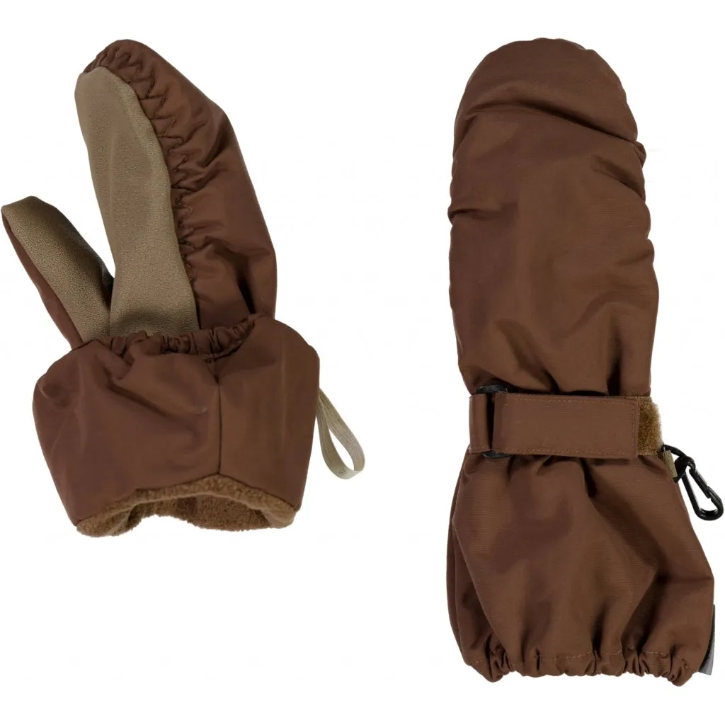 Mittens Tech - soil